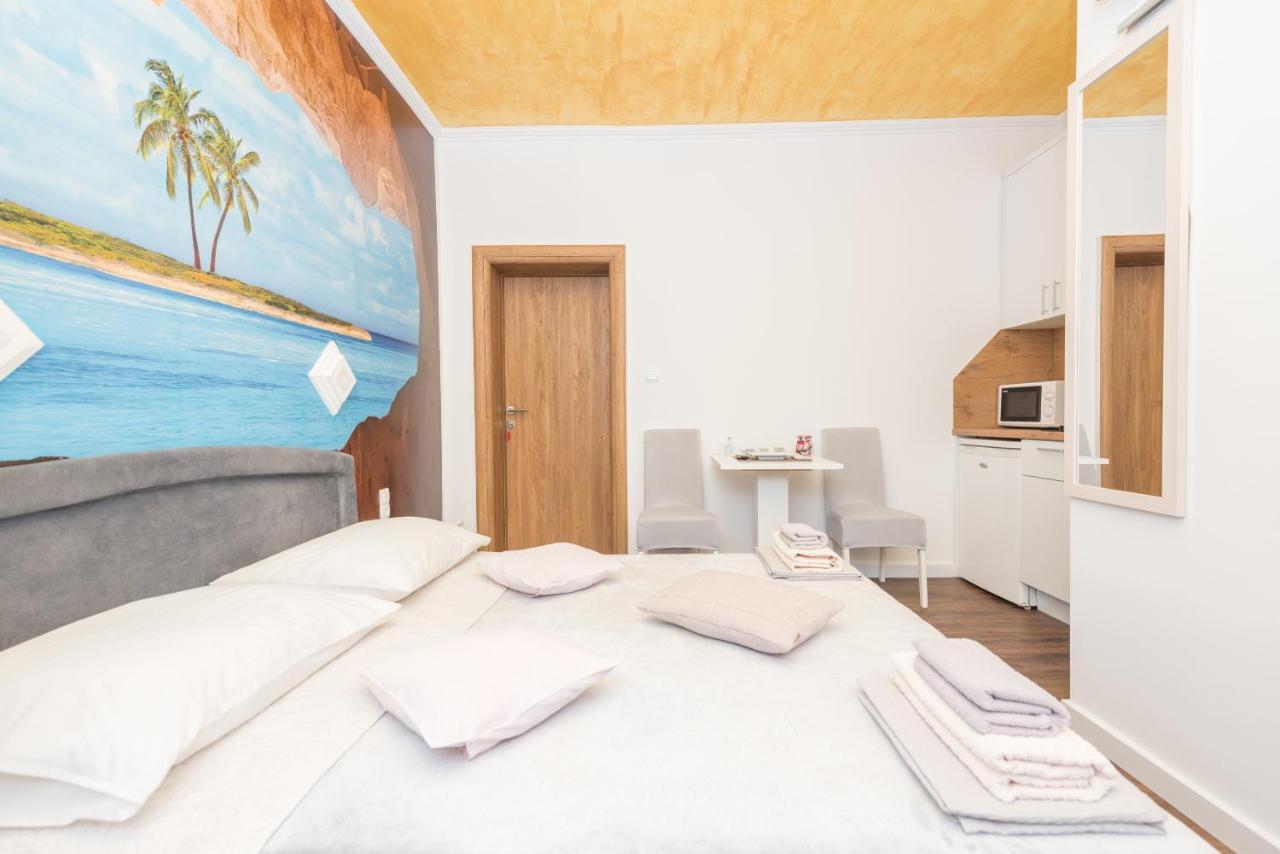 Apartments Song Of Joys Makarska Buitenkant foto